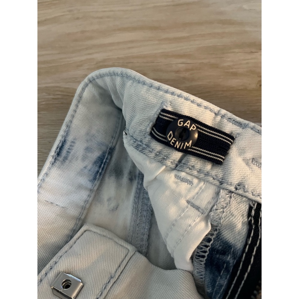 GAP kids • Acid Wash Denim Shorts‎ - Picture 4 of 5